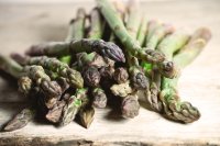 De Hollandse asperges zijn er weer, zo kook je ze goed