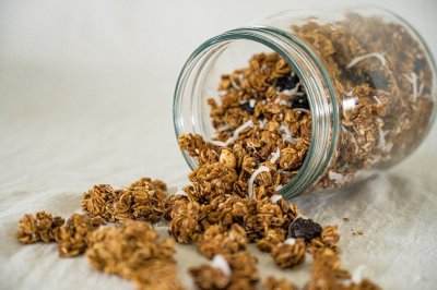 Zo maak je knapperige granola zonder suiker toe te voegen